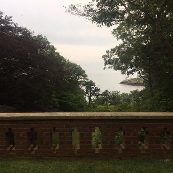 Stone Mansion - Astounding view from the balcony. - Guest Houses Near Me - Manchester, Massachusetts