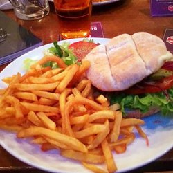 The Cross of Saint-George - The cross spicy burger