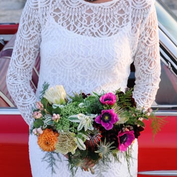Flora Pop - Photo Credit: Ashley Marie Myers http://www.byashleymarie.com/ - Wedding Chapels Near Me Flora Pop - Photo Credit: Ashley Marie Myers http://www.byashleymarie.com/ - Wedding Chapels Near Me