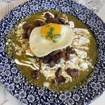 Little Hen - Chilaquiles Steak - Breakfast & Brunch Near Me - Miami, Florida Little Hen - Chilaquiles Steak - Breakfast & Brunch Near Me - Miami, Florida