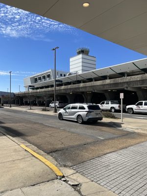 Jackson-Medgar Wiley Evers International Airport by null