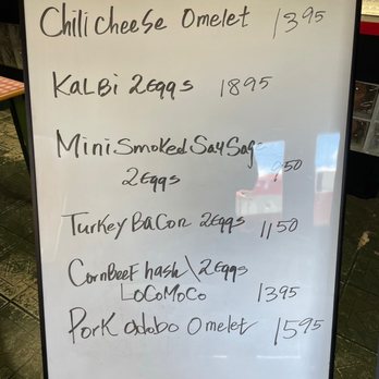Harry's Café - Menu - Breakfast & Brunch Near Me - Honolulu, Hawaii