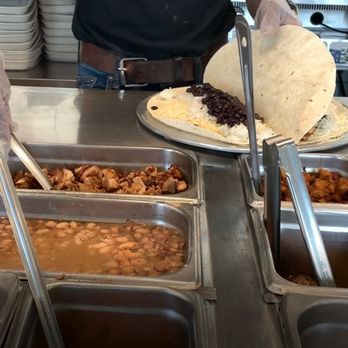 QDOBA Mexican Eats - Food looked very fresh and delicious!! - Fast Food Near Me - Plainview, New York