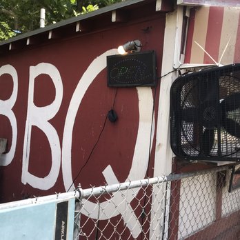 Mr. D's BBQ - Barbeque Near Me - Texarkana, Texas