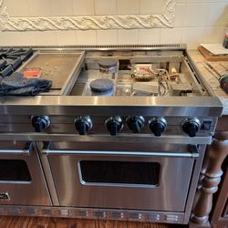 Valencia Appliance Repair Pro - Viking stove replacing spark module.( customer concern burners would not light)