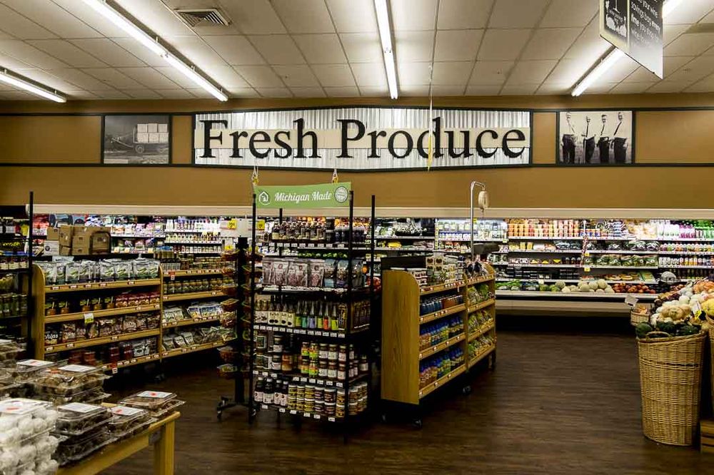 LEPPINKS FOOD CENTERS Updated August 2024 301 W Main St, Belding