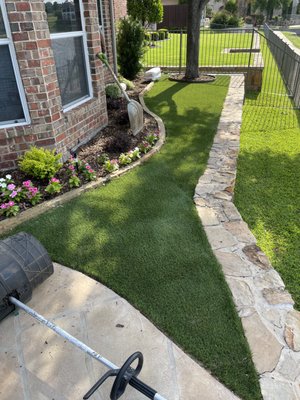 Landscape Maintenance Projects - We offer recurring maintenance for those who are looking to keep the lawn clean and fresh! Landscape Maintenance Projects - We offer recurring maintenance for those who are looking to keep the lawn clean and fresh!