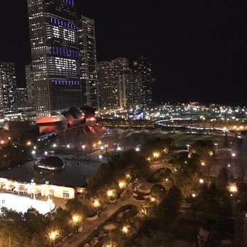 Cindy's Rooftop - Millennium park at night - New American Near Me - Chicago, Illinois