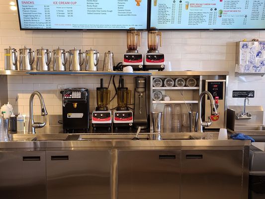 Tea Leaf and Creamery by null
