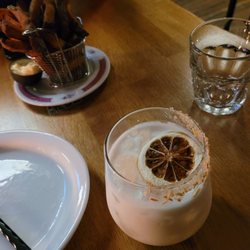 Kosoo Pocha At Sai Woo - Cocktail and fries