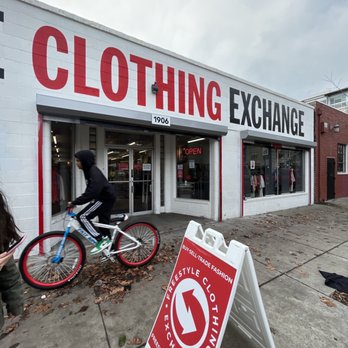 Freestyle Clothing Exchange - From the outside. - Men's Clothing Near Me - Sacramento, California Freestyle Clothing Exchange - From the outside. - Men's Clothing Near Me - Sacramento, California
