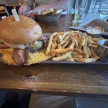 Reno Bar and Grill - Reno Rodeo Burger - Comfort Food Near Me - Reno, Nevada