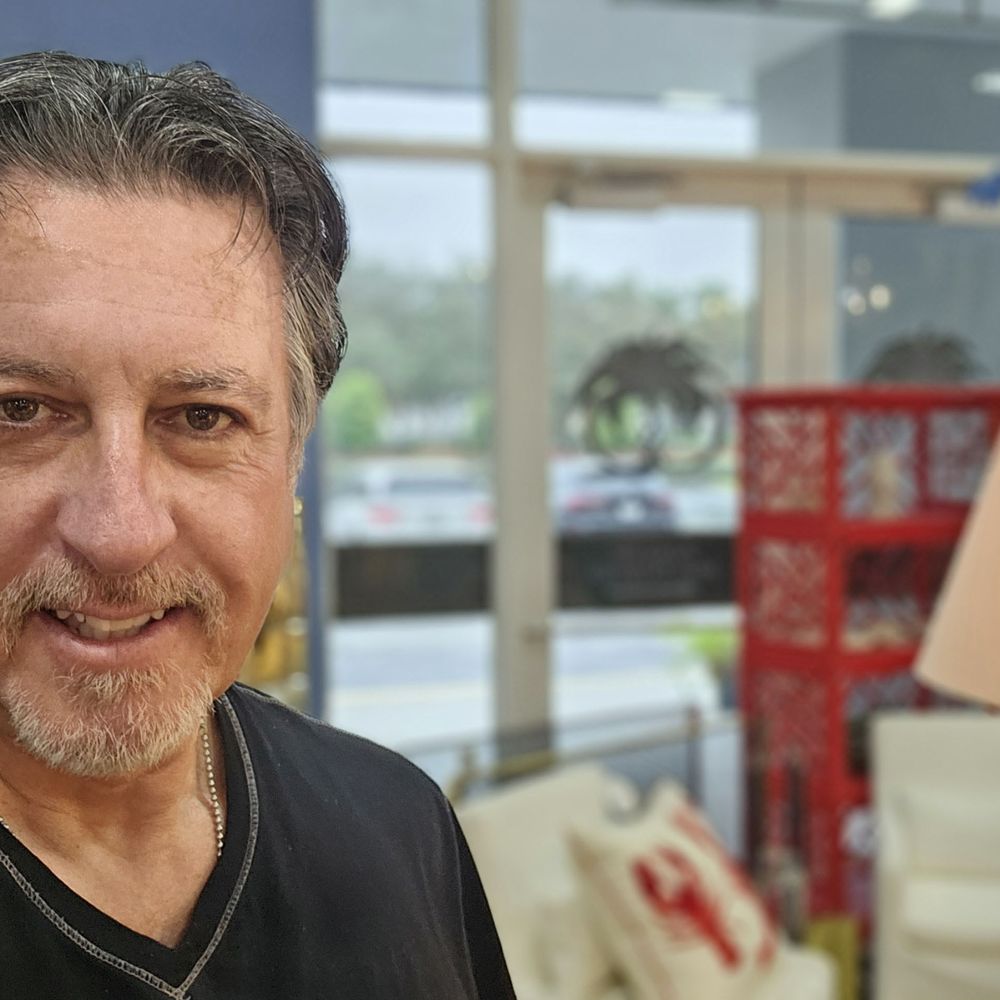 Consignment Palm Beach Gardens: Discover Hidden Treasures 2 Consignment Palm Beach Gardens: Discover Hidden Treasures