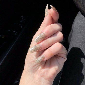 Natural Nails - Acrylic color powder set - Nail Salons Near Me - Seguin, Texas Natural Nails - Acrylic color powder set - Nail Salons Near Me - Seguin, Texas
