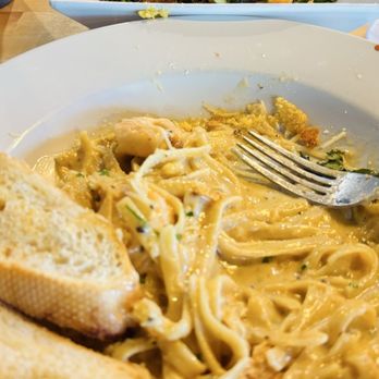 Palate Neighborhood Bistro - Top - mushroom wings appetizer  Bottom - cajun shrimp alfredo - Desserts Near Me - Pocatello, Idaho