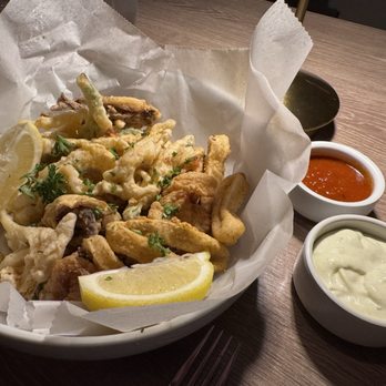 Scena Fusion Kitchen & Bar - Calamari starter - Italian Near Me - La Mesa, California Scena Fusion Kitchen & Bar - Calamari starter - Italian Near Me - La Mesa, California