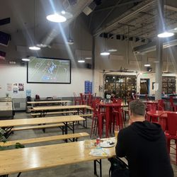 Intersect Brewing - Furniture changes but still a good sized space