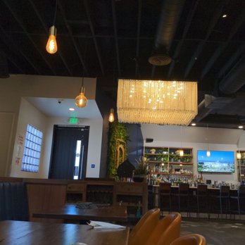 Kin Long Beach - Elegant Thai dining for lunch? Why not! Excited to try their best sellers and their Thai iced tea! - Thai Near Me - Long Beach, California