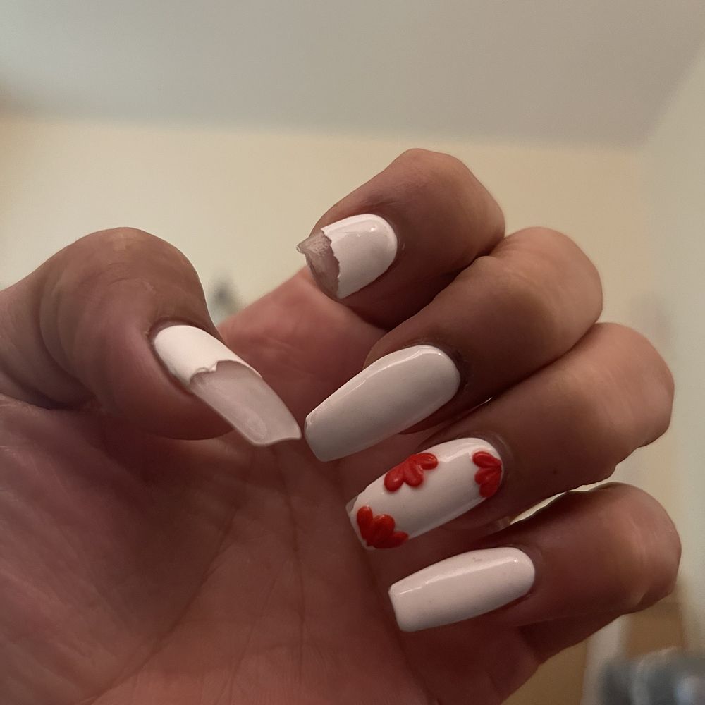 Shiny Nails - Broken nail and chipping after one day - Nail Salons Near Me - Carson, California Shiny Nails - Broken nail and chipping after one day - Nail Salons Near Me - Carson, California