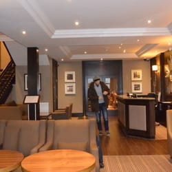 Cruachan Hotel - At the reception lounge