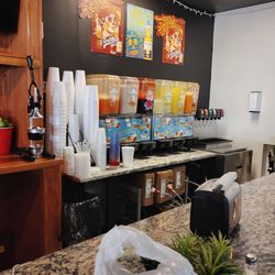 El Castillo Taqueria & Bakery - Bar area