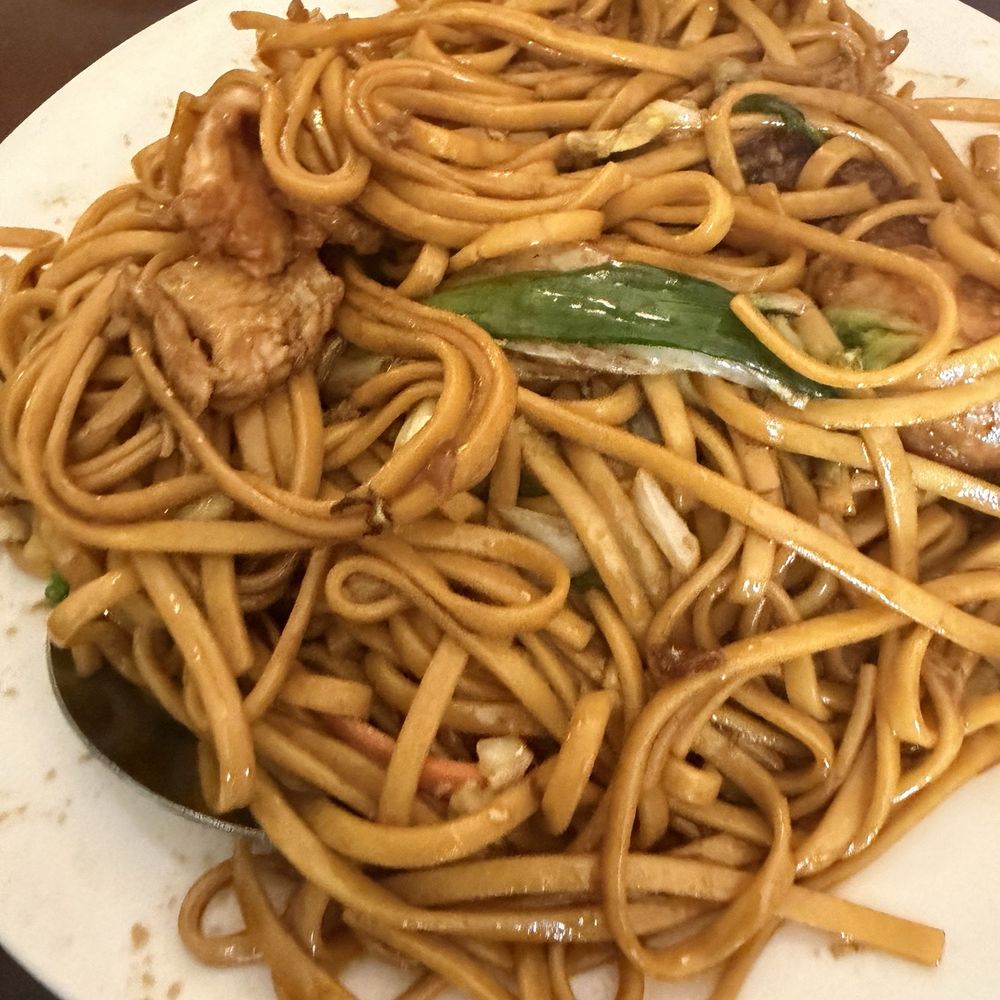 T Jin's China Diner - Combo Lo Mein - Chinese Near Me - Pflugerville, Texas T Jin's China Diner - Combo Lo Mein - Chinese Near Me - Pflugerville, Texas