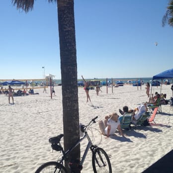 Clearwater Beach - Volleyball on the beach - Beaches Near Me