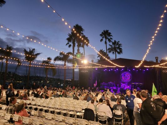 Humphreys SoCal Dining & Music by null