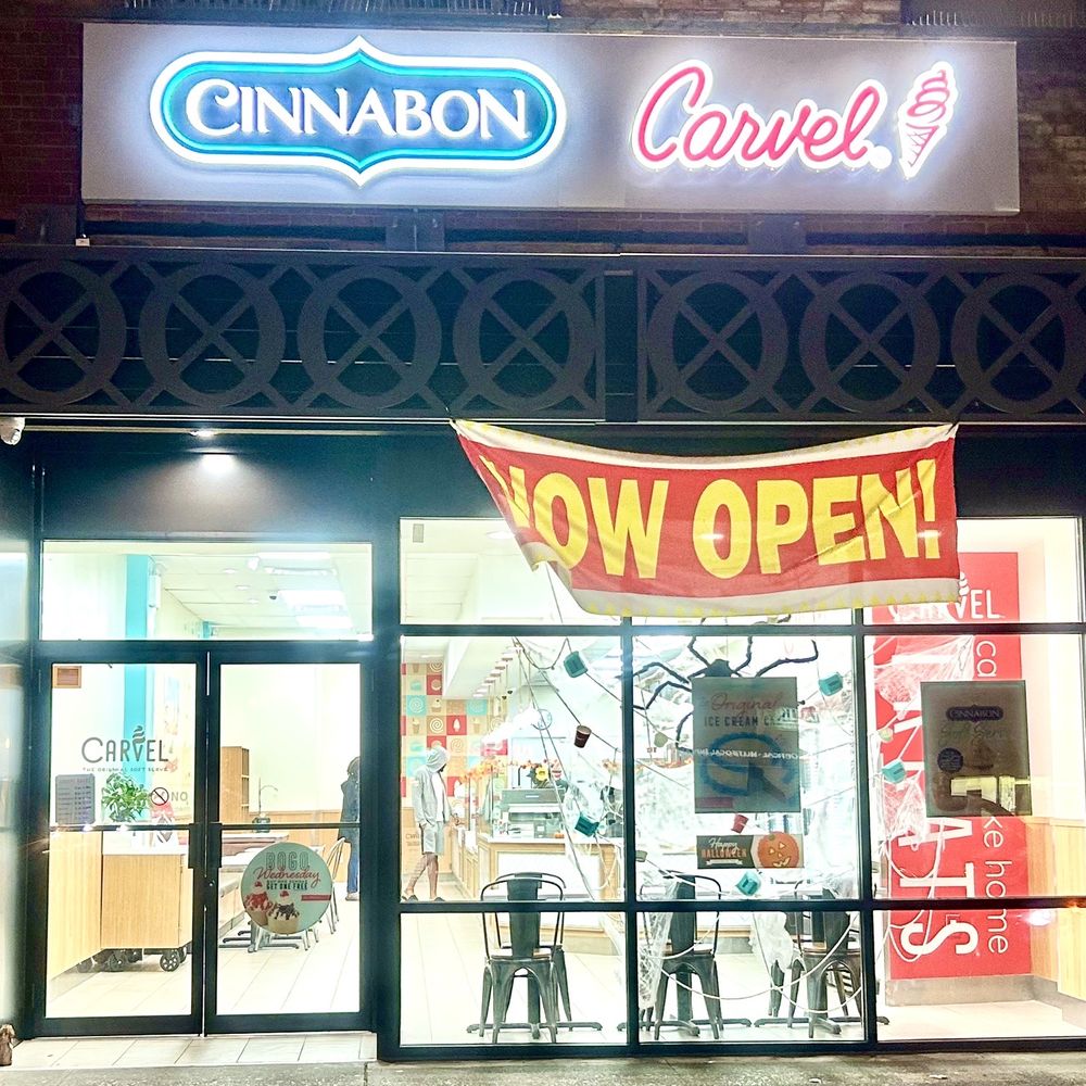 Cinnabon - Front - Bakeries Near Me - Hollis, New York