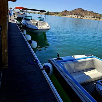 Roadrunner Resort Floating Dock Bar - Boat dock - Bars Near Me - Parker, Arizona Roadrunner Resort Floating Dock Bar - Boat dock - Bars Near Me - Parker, Arizona