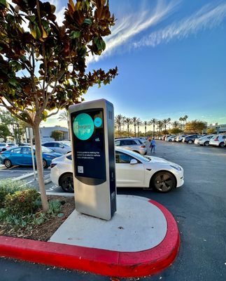 The Shops at La Jolla Village by null