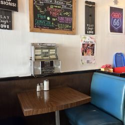 The Original's Dining Lounge
