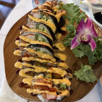 Hanara Sushi & Grill - Kpop roll - Sushi Bars Near Me - Austin, Texas