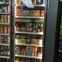 London Bridge Market - Lots of Micro brews to choose from!