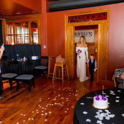 Maumee Bay Brewing - Fireside room