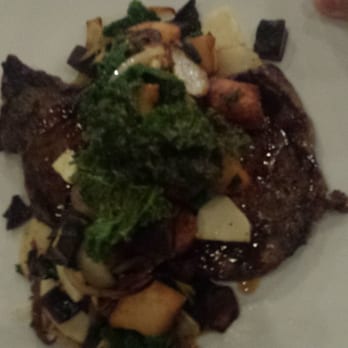MW Restaurant - Steak and potatoes - New American Near Me - Honolulu, Hawaii