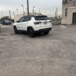 Jeep compass with rough internal noise and sensor tire concerns Jeep compass with rough internal noise and sensor tire concerns