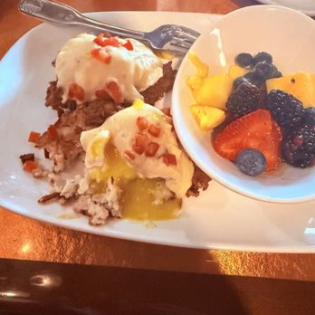 Another Broken Egg Cafe - Hash Brown Benedict! Yum! - Breakfast & Brunch Near Me - Clearwater, Florida Another Broken Egg Cafe - Hash Brown Benedict! Yum! - Breakfast & Brunch Near Me - Clearwater, Florida