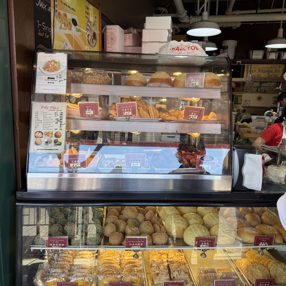 Mee Sum Pastry - Drooling while waiting in line - Seafood Near Me - Seattle, Washington Mee Sum Pastry - Drooling while waiting in line - Seafood Near Me - Seattle, Washington