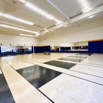 Elite Zone Fencing Academy - The springy floor - Fencing Clubs Near Me - San Jose, California Elite Zone Fencing Academy - The springy floor - Fencing Clubs Near Me - San Jose, California