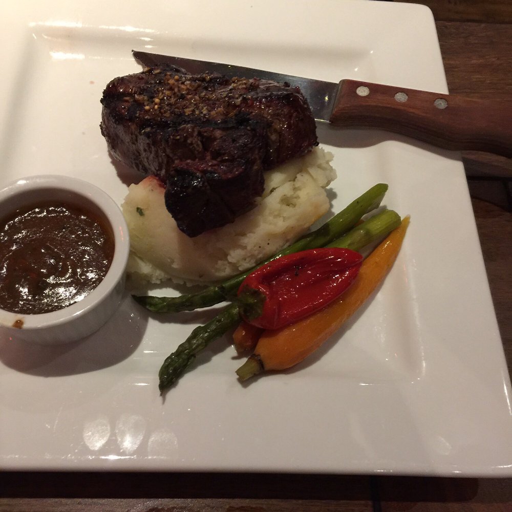 Ristorante Corneli - Angus mignon with mashed potatoes - Italian Near Me - Montreal, Quebec Ristorante Corneli - Angus mignon with mashed potatoes - Italian Near Me - Montreal, Quebec