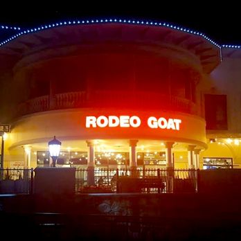 Rodeo Goat - Massive outdoor patio seating, cool air from Lake Hubbard. - Burgers Near Me - Rockwall, Texas