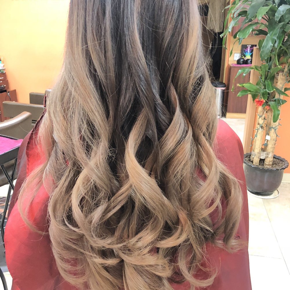 Sunshine Salon - They provided me with great service and did and excellent job with my hair! - Hair Salons Near Me - Carson, California