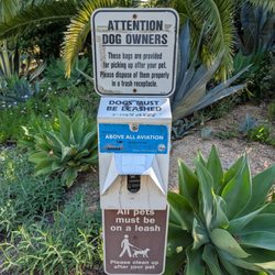 Oceanview Park - Nice that they provide compostable waste bags too