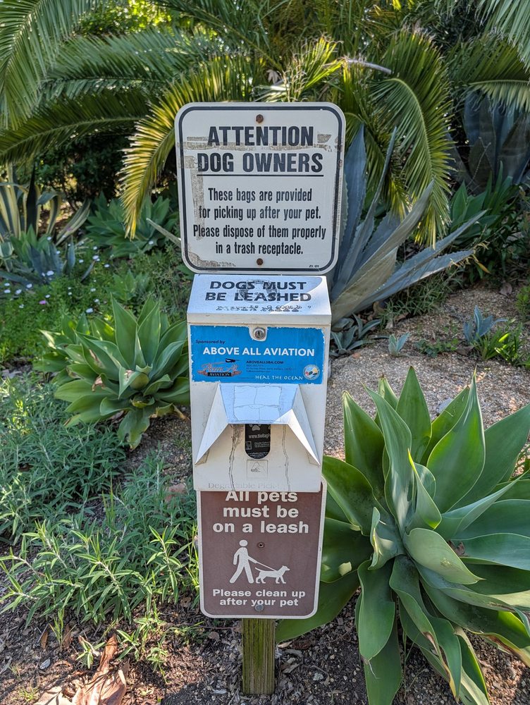 Oceanview Park Logo