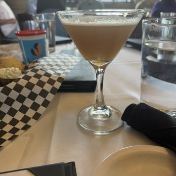 Alpine Chef Restaurant - German Near Me - Fredericksburg, Virginia