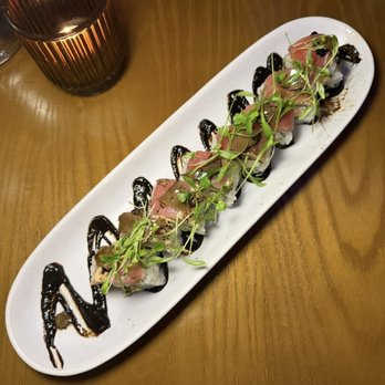 Oto Sushi - Nami Smoke Roll - Sushi Bars Near Me - Laguna Beach, California Oto Sushi - Nami Smoke Roll - Sushi Bars Near Me - Laguna Beach, California