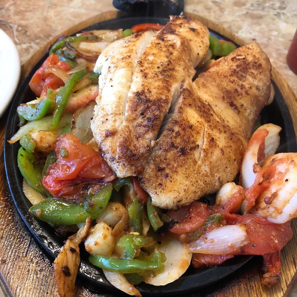 Don Julios - Fajitas de mar - Mexican Near Me - North Branch, Minnesota