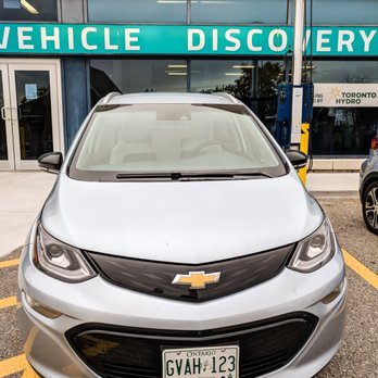 Electric Vehicle Discovery Centre - 2017 Chevrolet Bolt EV Premier - Car Dealers Near Me - North York, Ontario Electric Vehicle Discovery Centre - 2017 Chevrolet Bolt EV Premier - Car Dealers Near Me - North York, Ontario
