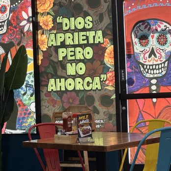 Cocina 85 - Inside - Mexican Near Me - San Bernardino, California